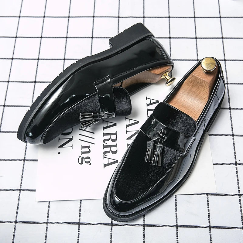 Men's Pointed Toe Suede Leather Oxfords Casual Dress Shoes Comfortable Breathable Slip-On Loafers for Business And Office