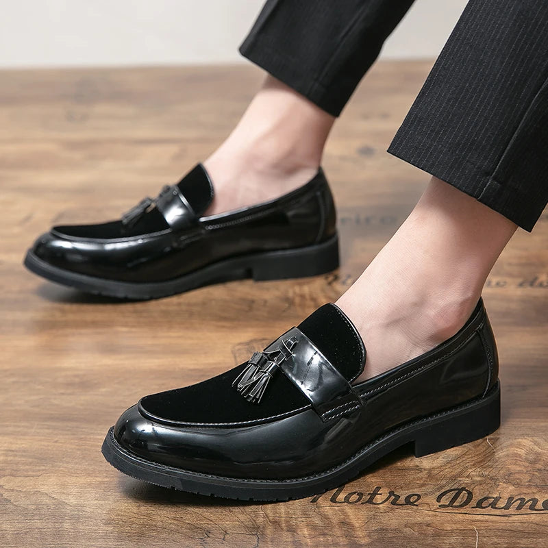 Men's Pointed Toe Suede Leather Oxfords Casual Dress Shoes Comfortable Breathable Slip-On Loafers for Business And Office