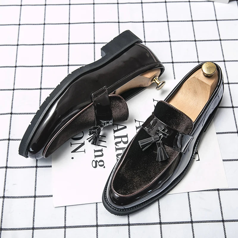 Men's Pointed Toe Suede Leather Oxfords Casual Dress Shoes Comfortable Breathable Slip-On Loafers for Business And Office
